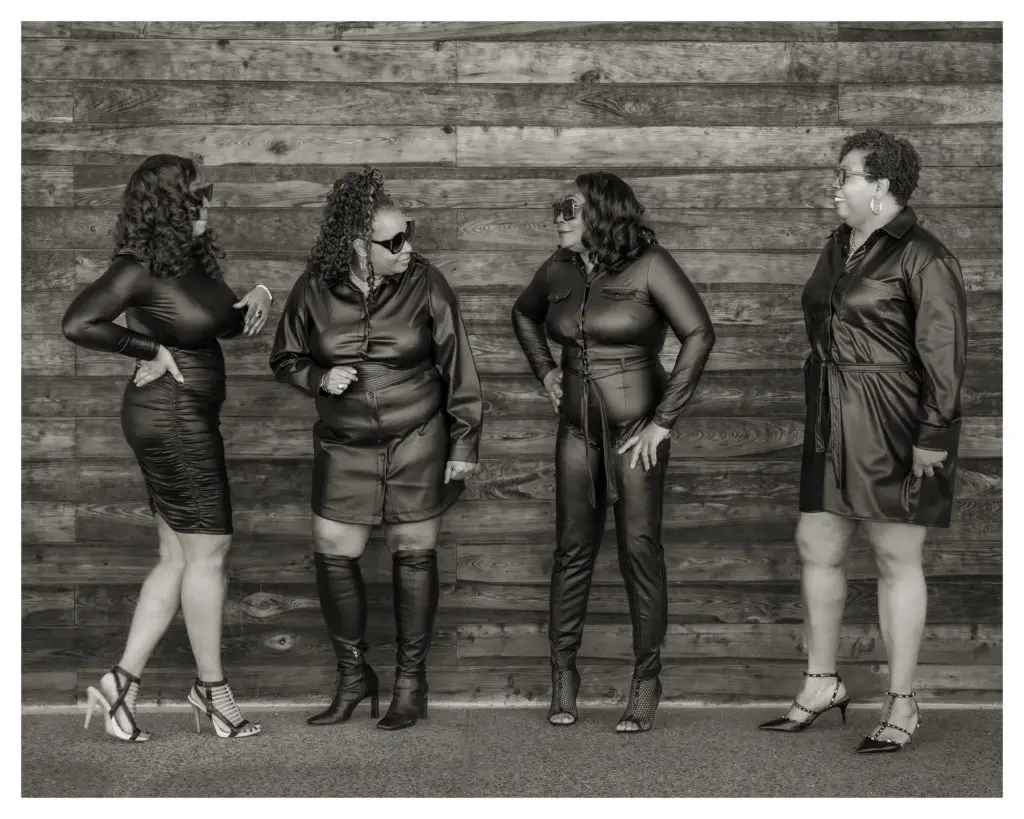 Ann Peeple and friends B&W group shot at Shelby Farms.